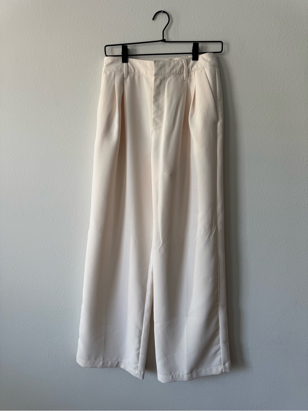 GAP Easy Trouser in Soft Cream white